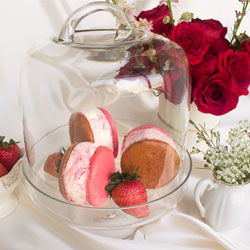 Strawberry Cheesecake Ice Cream Macaron